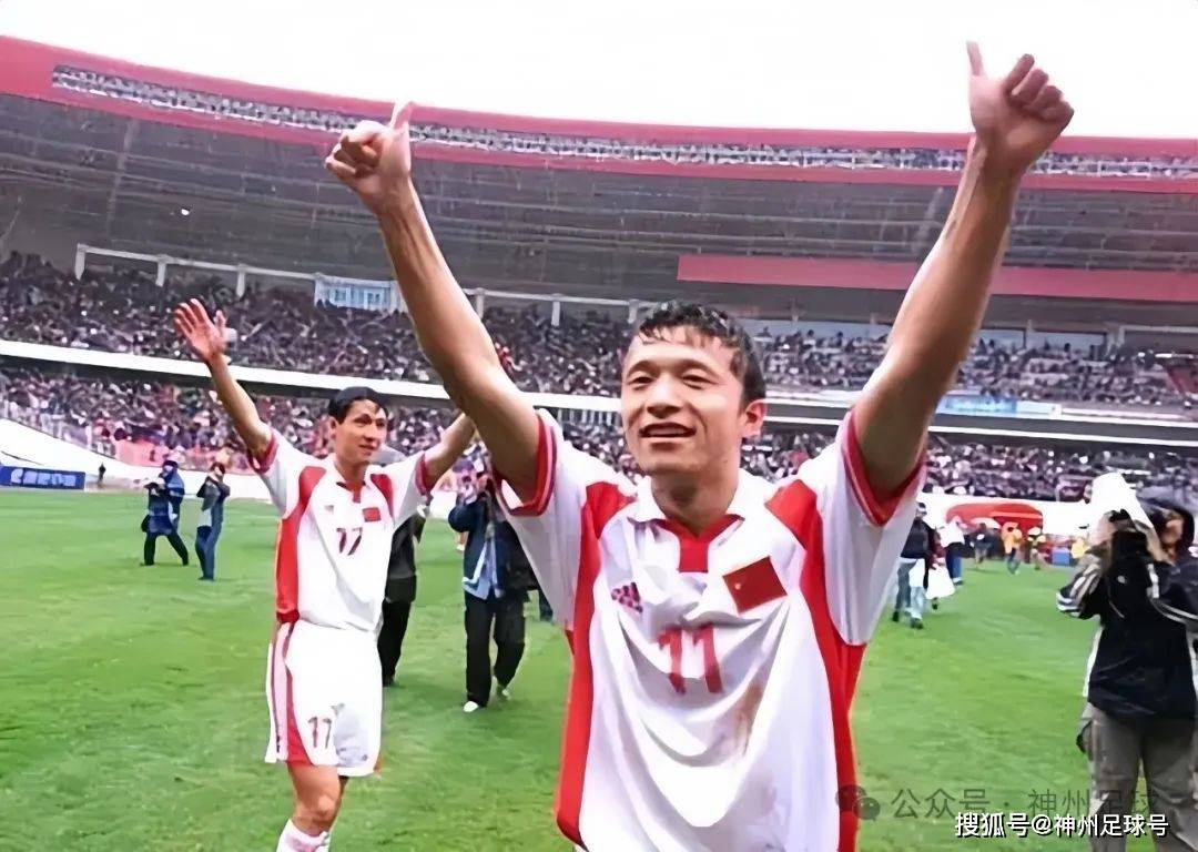 关于新闻中国足球俱乐部冲击亚冠决赛,球迷热情支持球队冲刺亚洲足坛霸主地位!的信息 关于新闻中国足球俱乐部冲击亚冠决赛,球迷热情支持球队冲刺亚洲足坛霸主地位!的信息