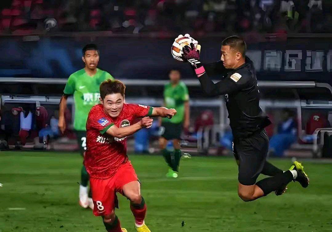 关于北京国安队实力强劲,连续5轮比赛保持不败势头的信息 关于北京国安队实力强劲,连续5轮比赛保持不败势头的信息