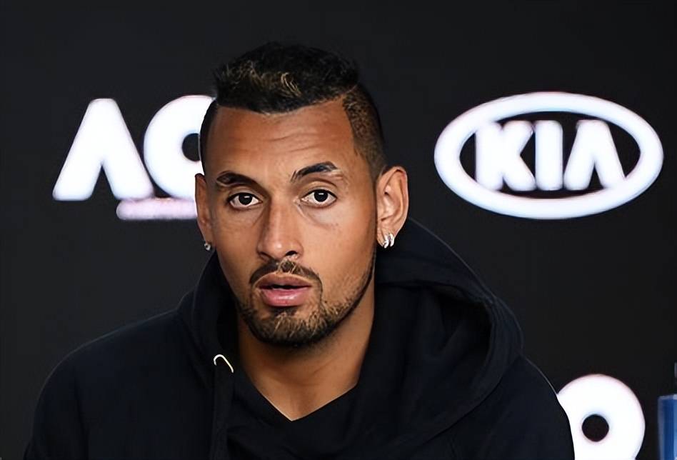 关于澳大利亚网球队碾压英国网球队，克耶高斯爆发神勇的信息