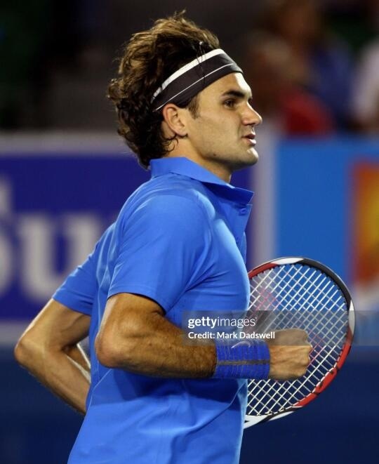 关于澳大利亚网球队轻取意大利网球队，费德勒完成帽子戏法的信息