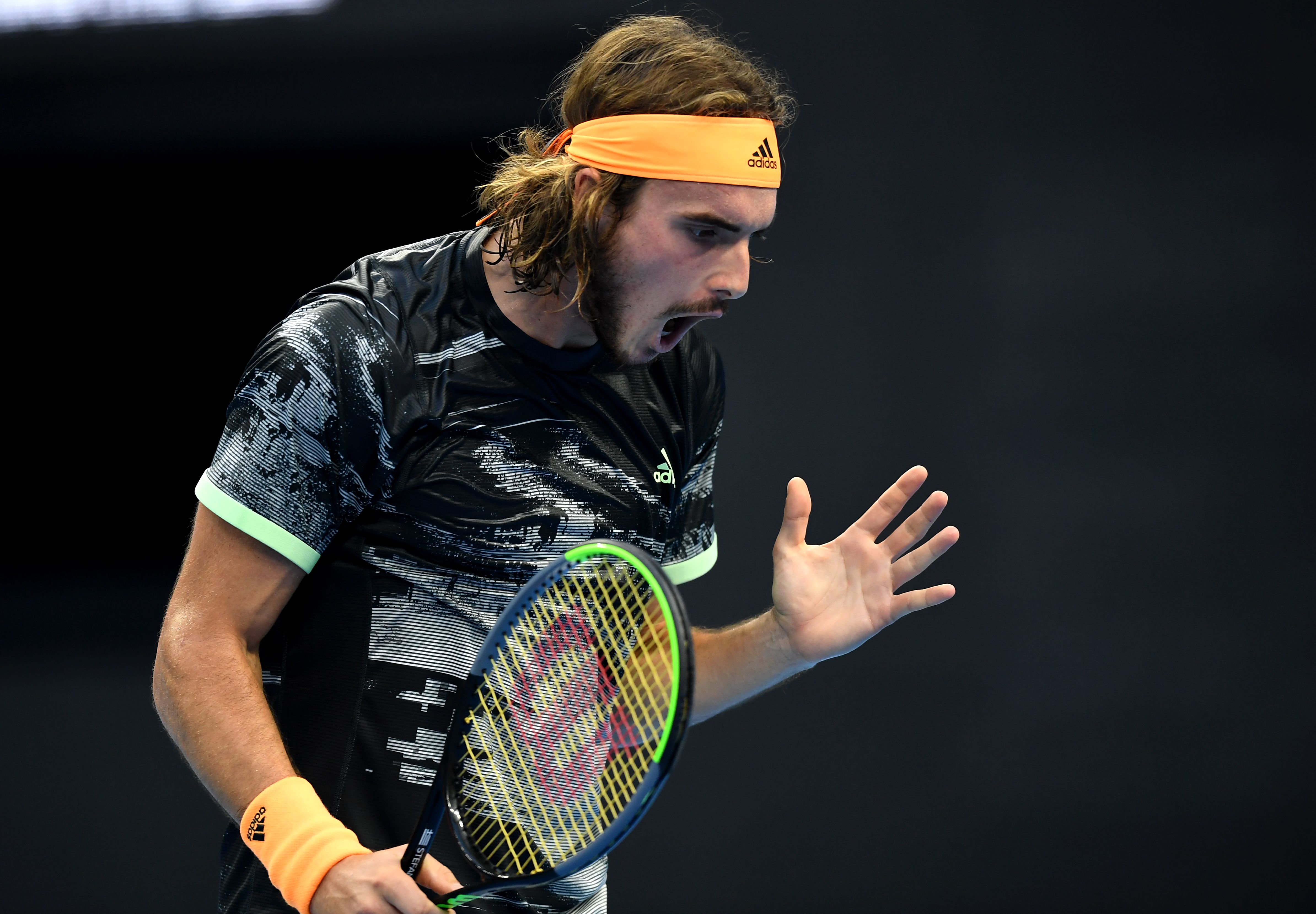 开云体育直播-世界网球队碾压西班牙网球队，西西帕斯爆发神勇的简单介绍