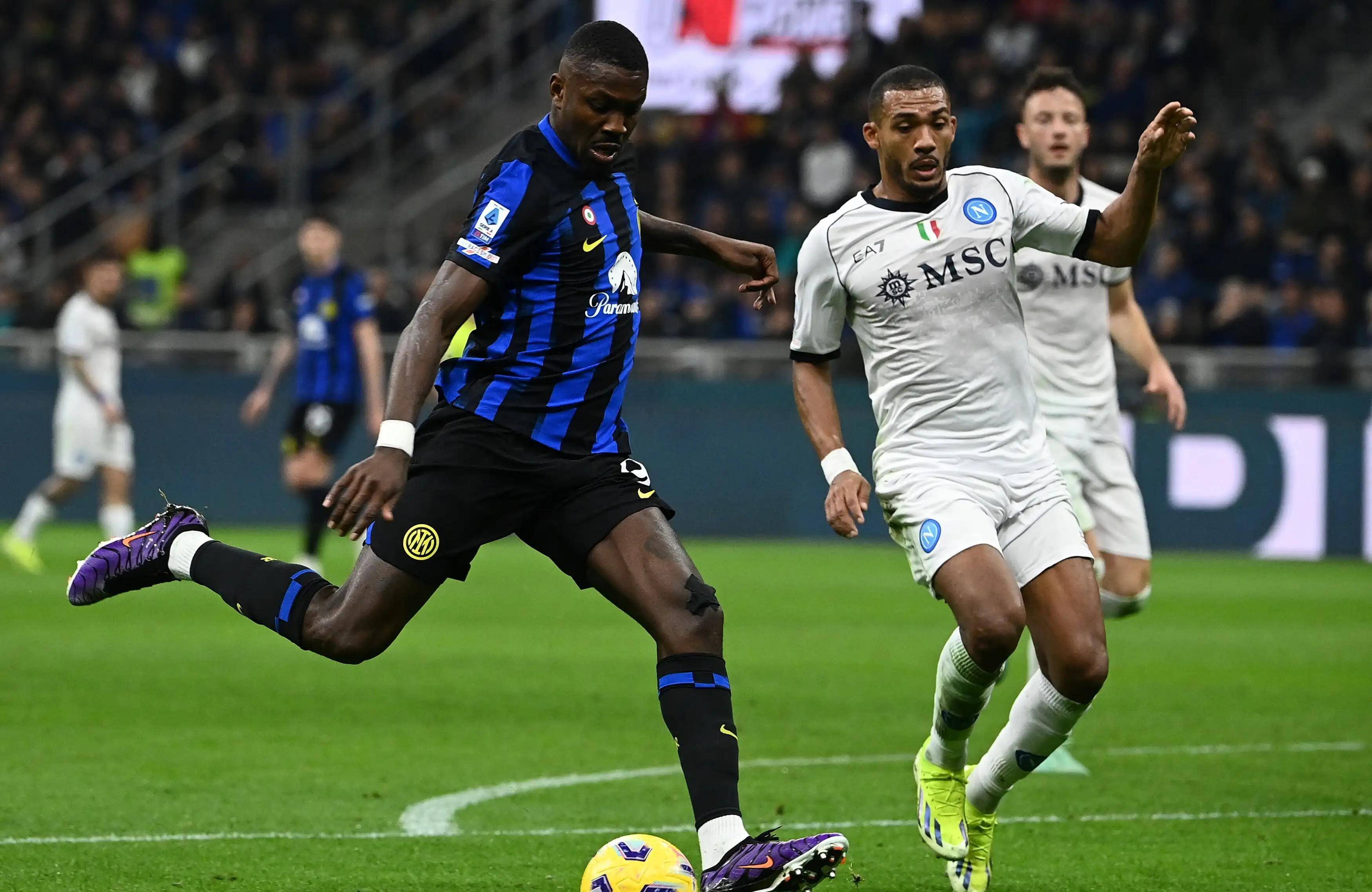 包含国米主力出现家庭问题，情急之下请假缺席比赛的词条