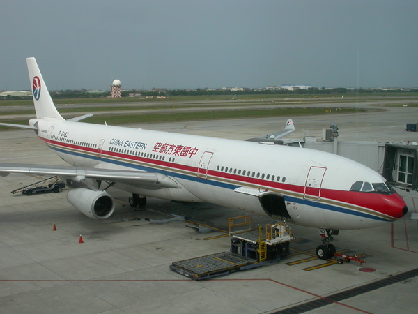 包含上海浦东主场负于南京紫金队，表现较差的词条