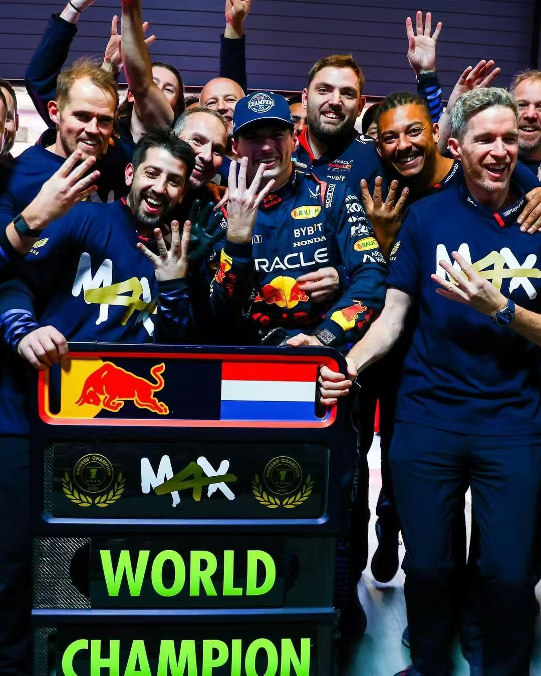 摩纳哥队在比赛中获得了惊心动魄的胜利