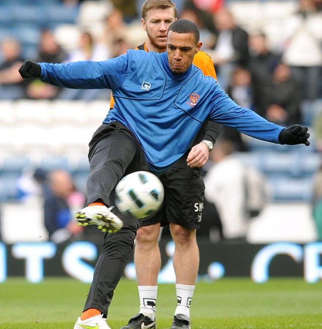 开云体育入口-伯恩茅斯主场苦吞败果，保级压力增大的简单介绍