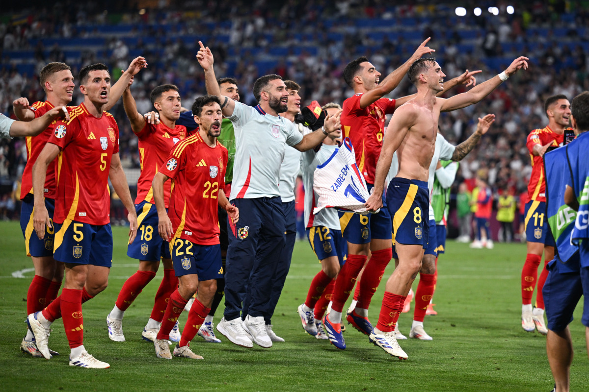 开云体育-包含国际大赛热火朝天，欧洲盛事引人瞩目的词条