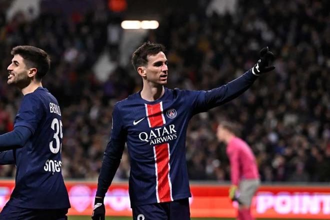 关于图卢兹击败对手，获得重要胜利的信息