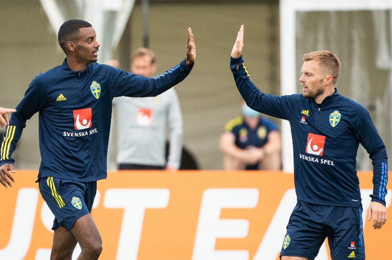 波兰对决瑞典战场,强强对话双方角逐热血比赛的简单介绍 波兰对决瑞典战场,强强对话双方角逐热血比赛的简单介绍