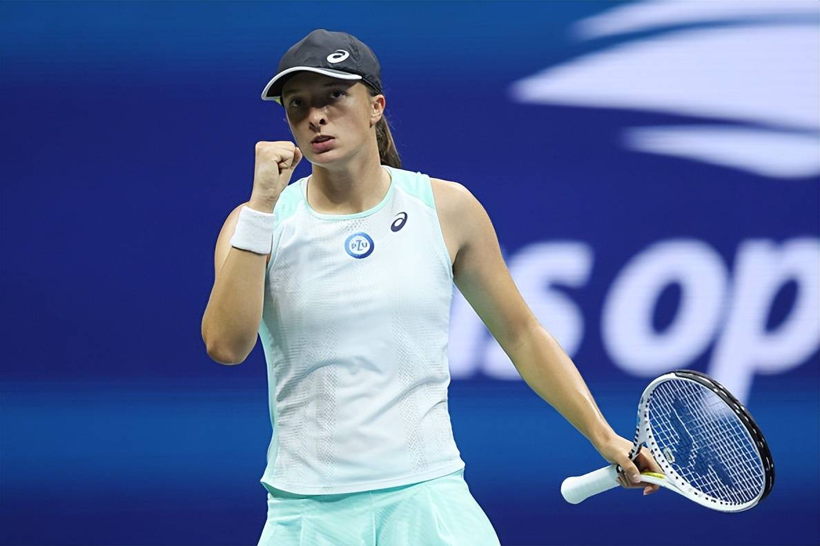 拉沃尔杯横扫联合杯，梅德韦杰夫关键制胜的简单介绍