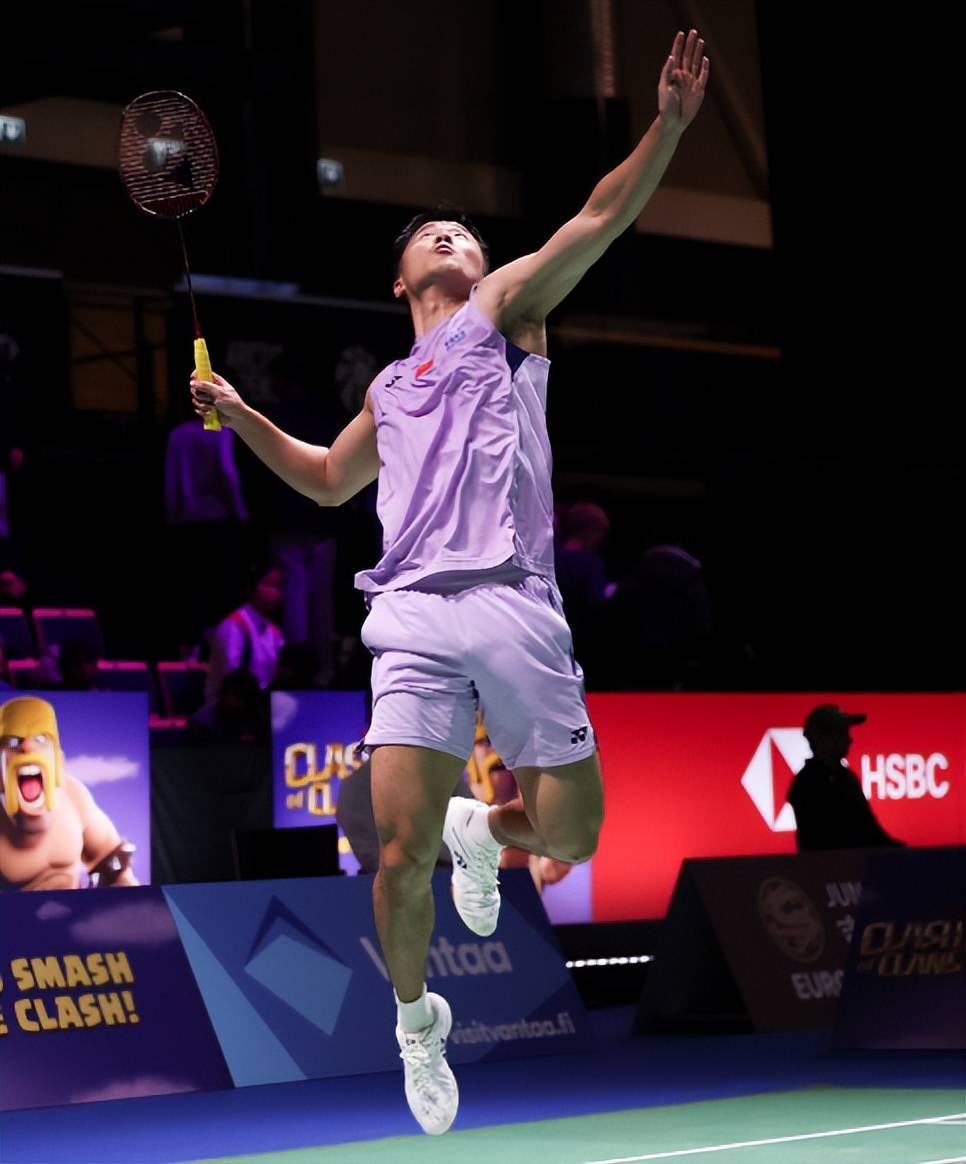 包含泰国队鏖战丹麦队，石宇奇状态火热的词条