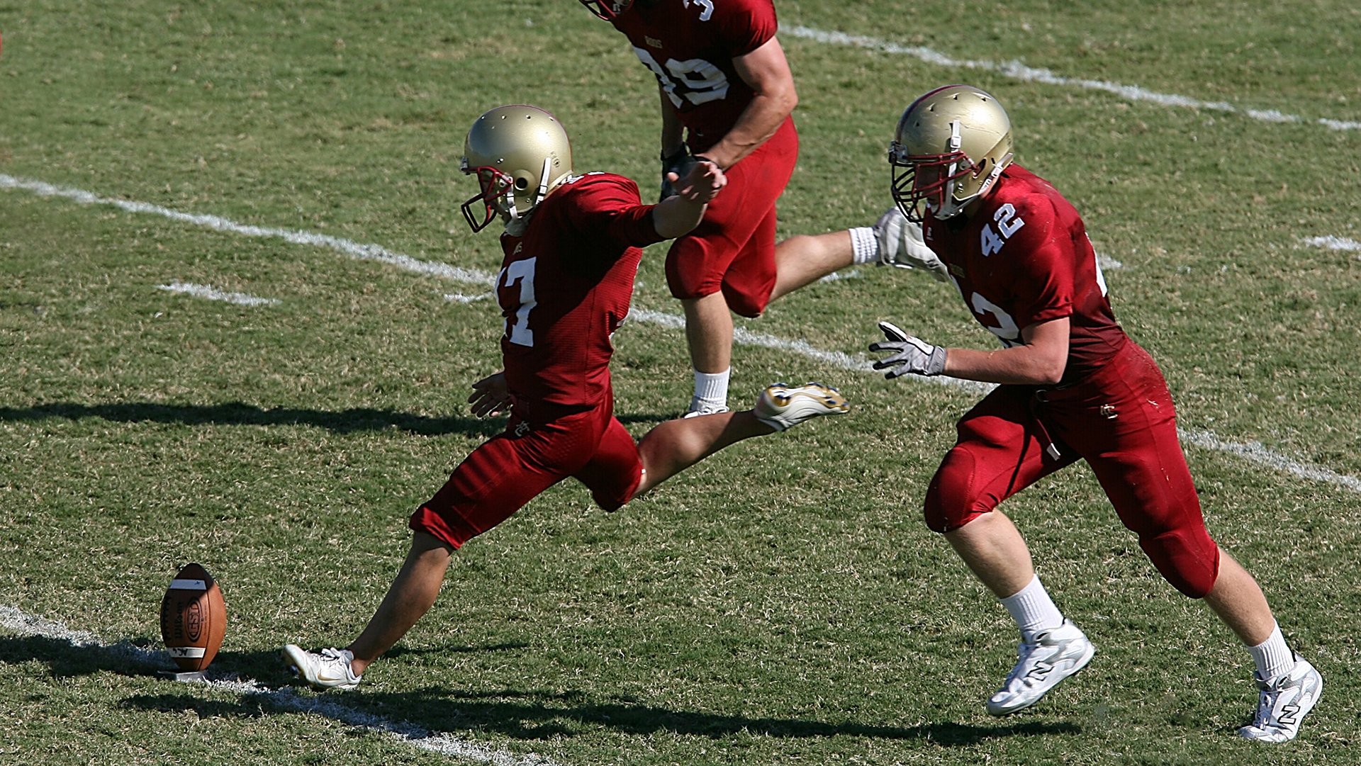 从阿克大场面先生到佛罗伦萨防守锁死法国，足球战术中的个体与集体哲学